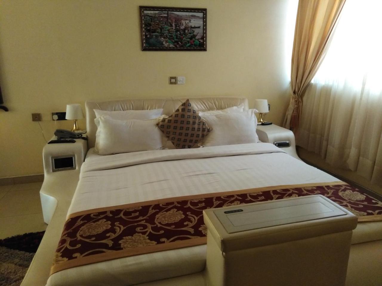 Jobyco Hotel Santeo Екстер'єр фото